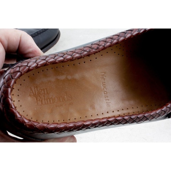 Allen Edmonds Newcastle Men\'s Black W/Brown Leather Slip On Loafers Size 11.5 B main image 5